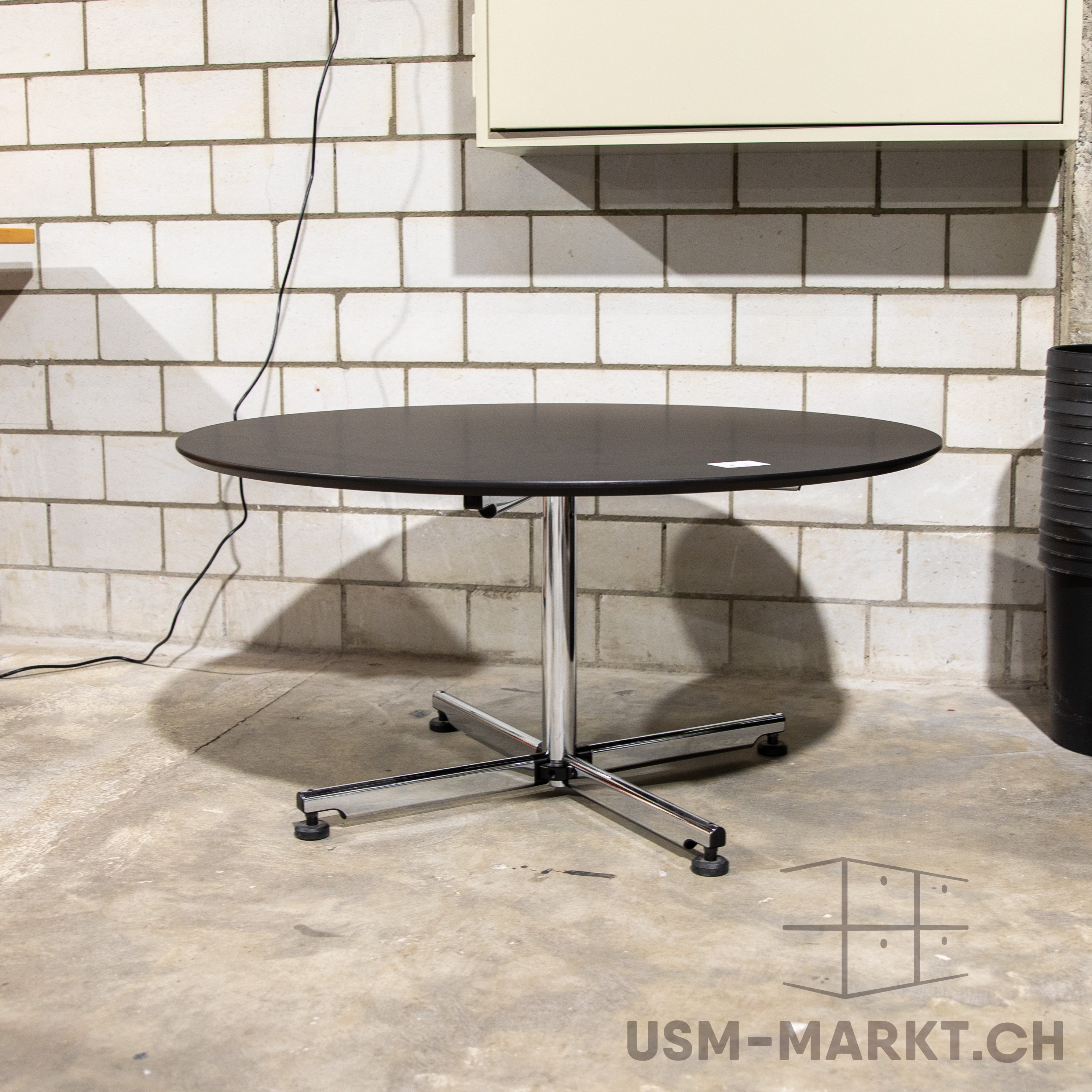 Kitos Couchtisch Fenix schwarz matt