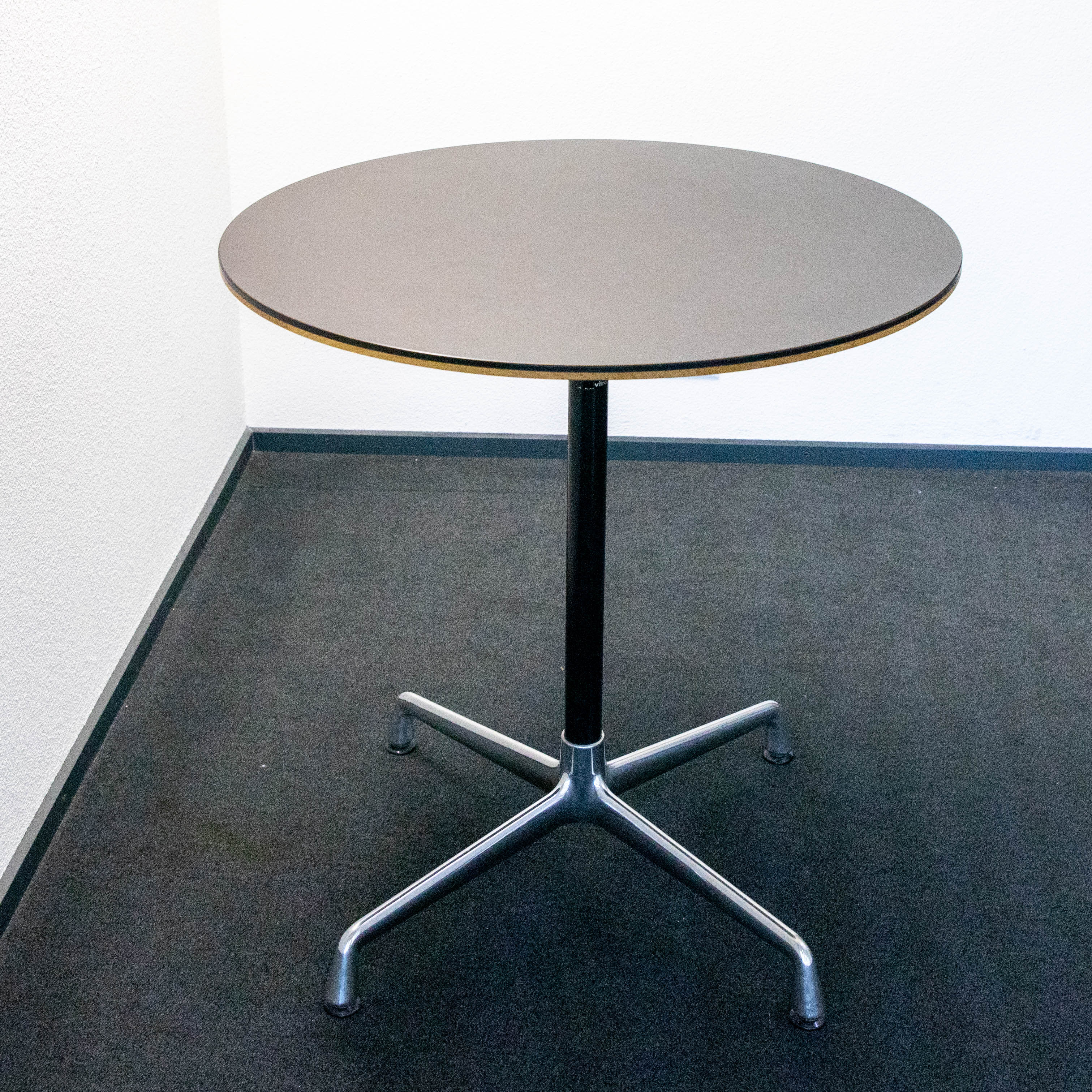 Vitra Eames Contract Table D70
