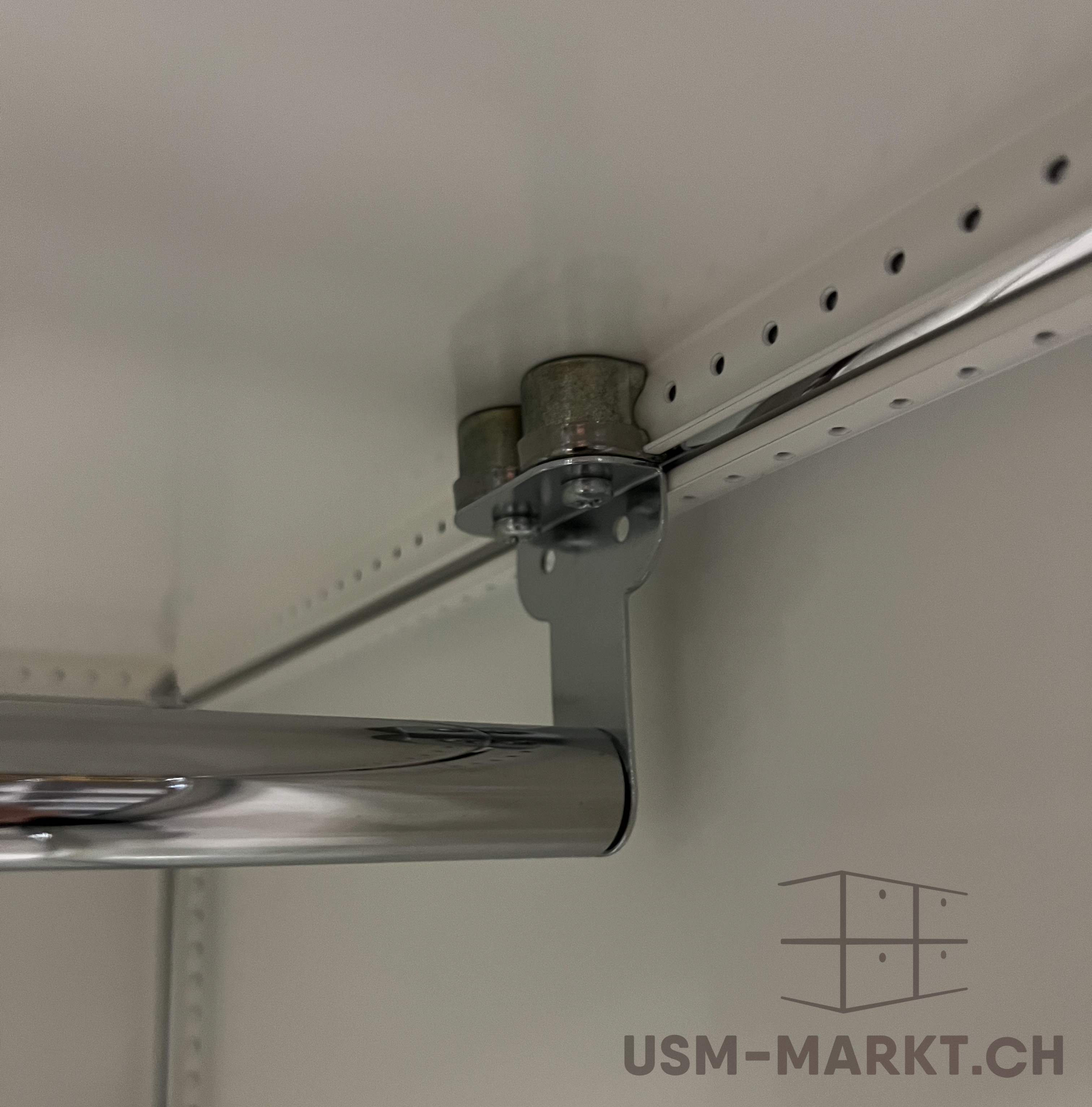 USM Haller Garderobenstangen - Halter - Set