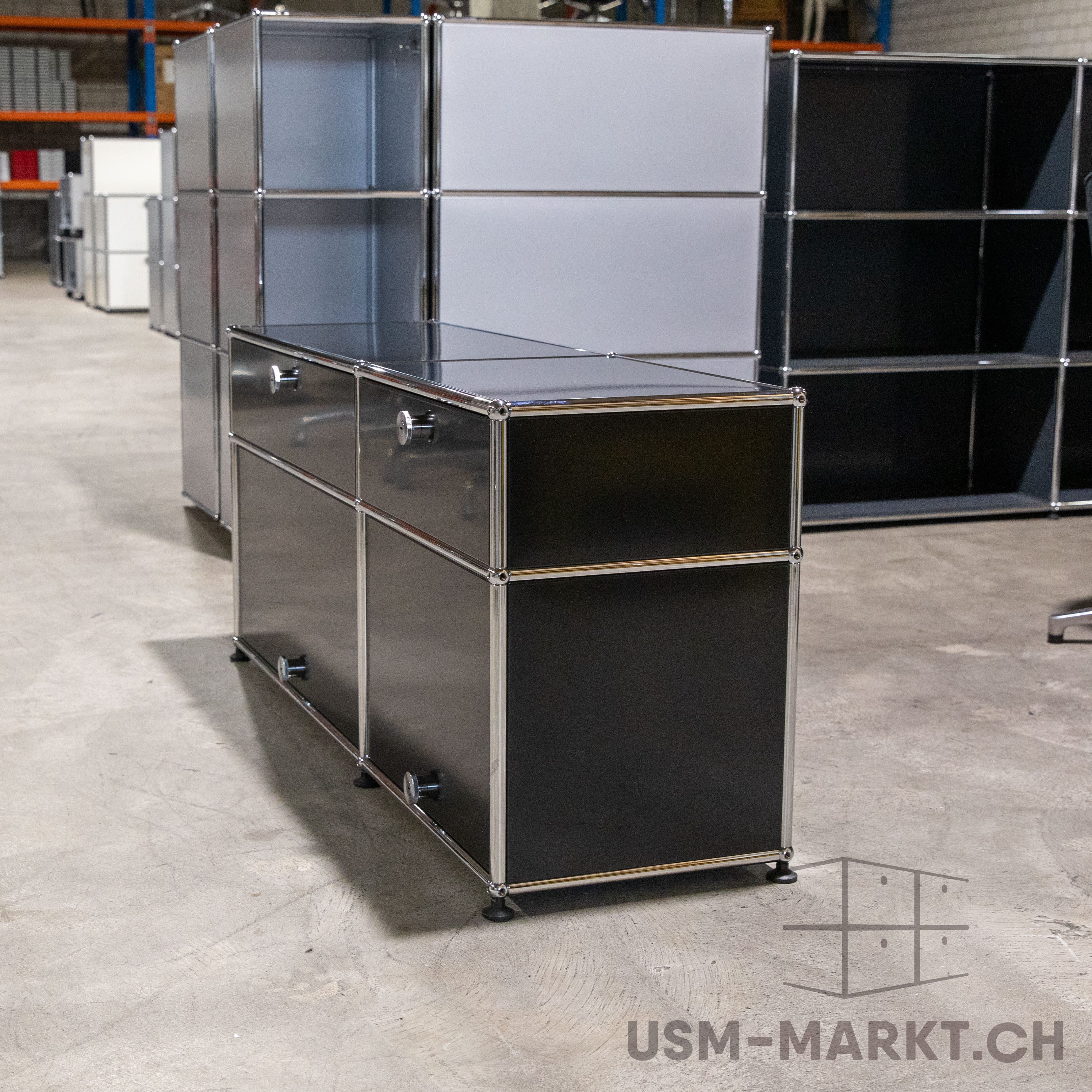 USM Haller Regal 2x2 35 Schwarz spez