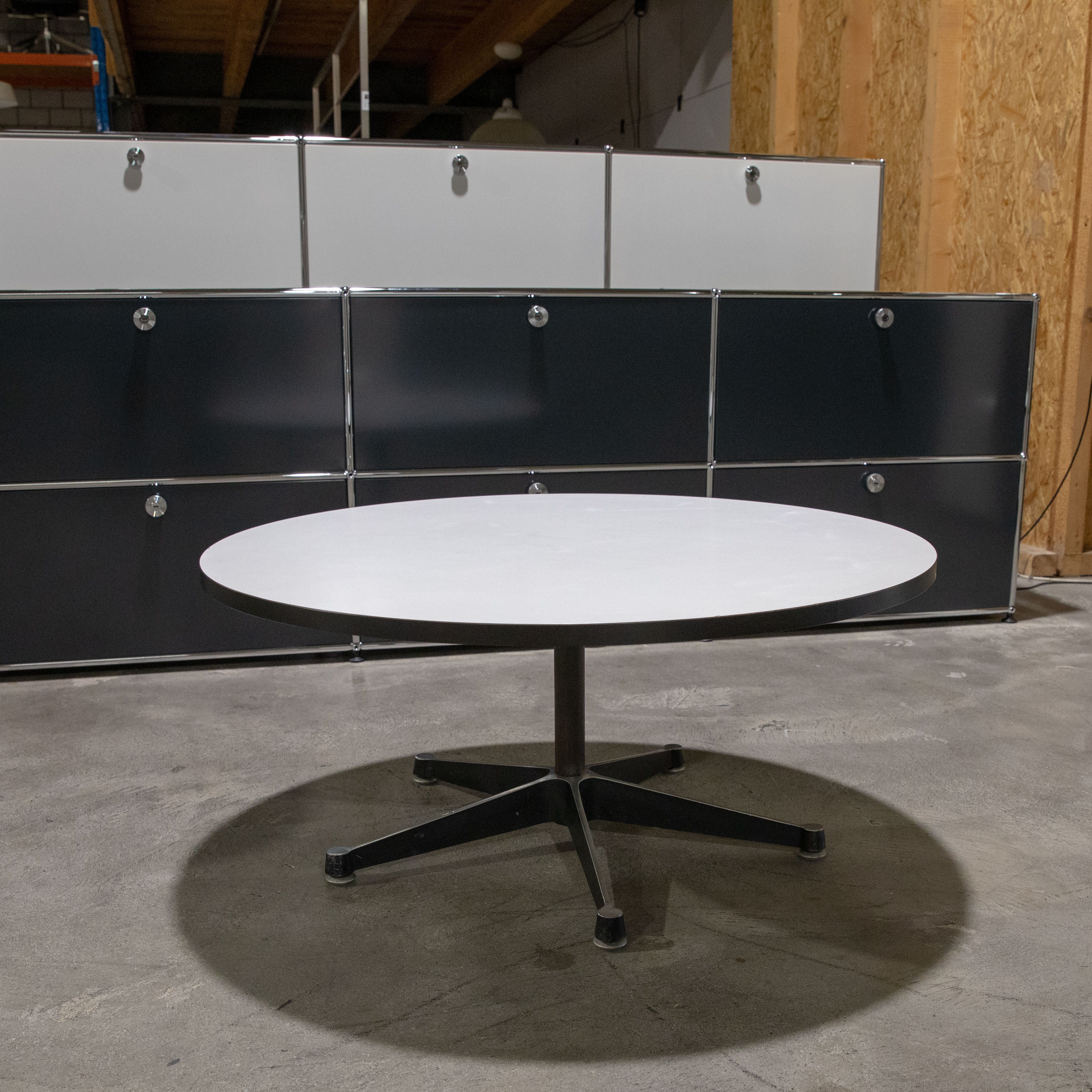 Charles & Ray Eames Sofatisch von Hermann Miller