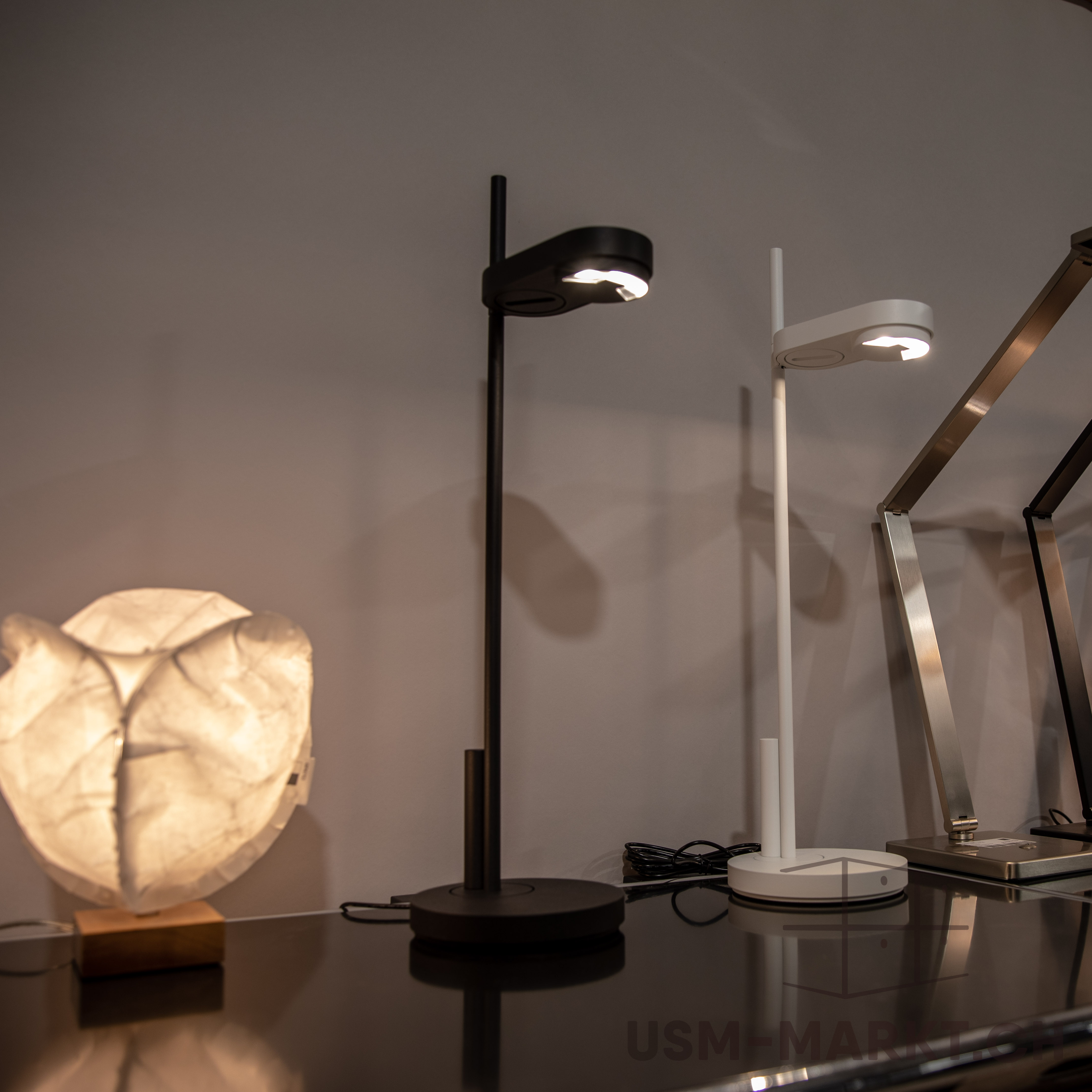 Belux Kido LED Tischleuchte mit Rundfuss