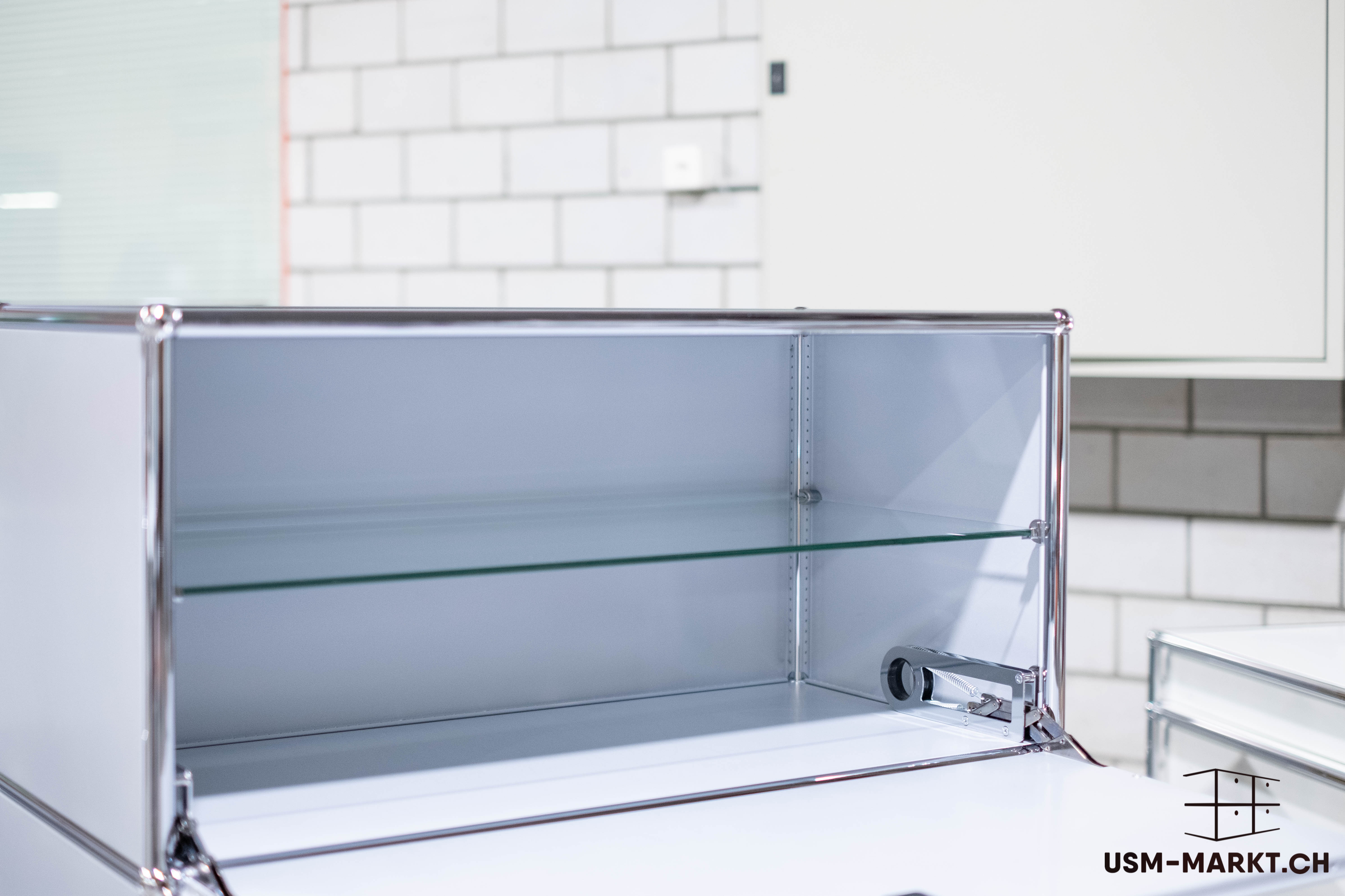 Zwischentablare aus Glas ohne Befestigung