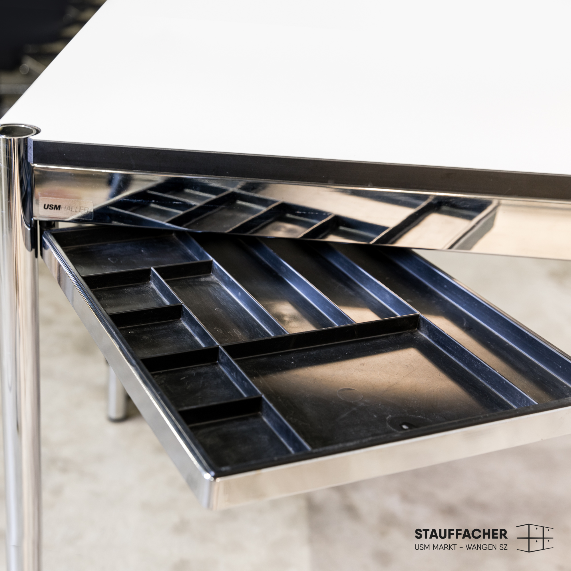 USM Materialschwenkarm Chrom - neue Generation