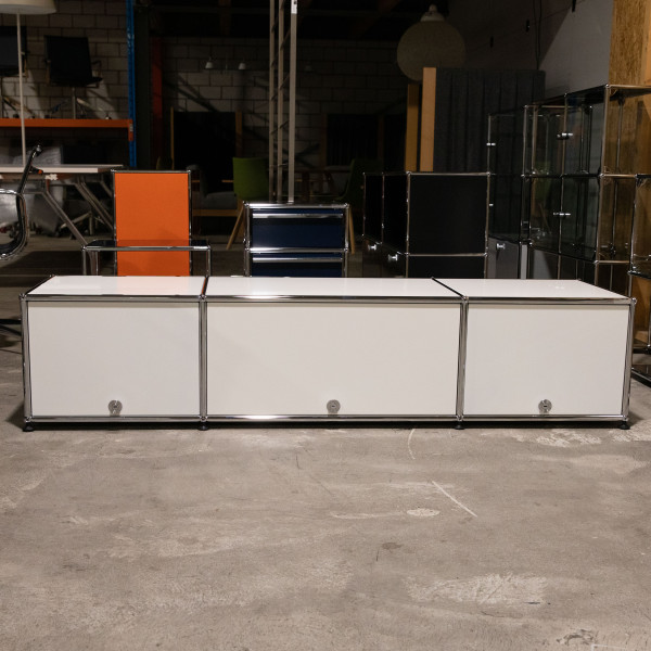USM Haller Lowboard 3x1 50 3est in Weiss