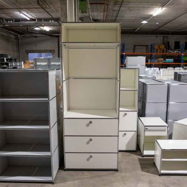 USM Haller Garderobe in Weiss