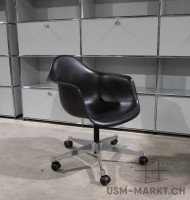 Eames Plastic Armchair PACC Bürodrehstuhl