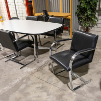 Knoll International Brno Freischwinger