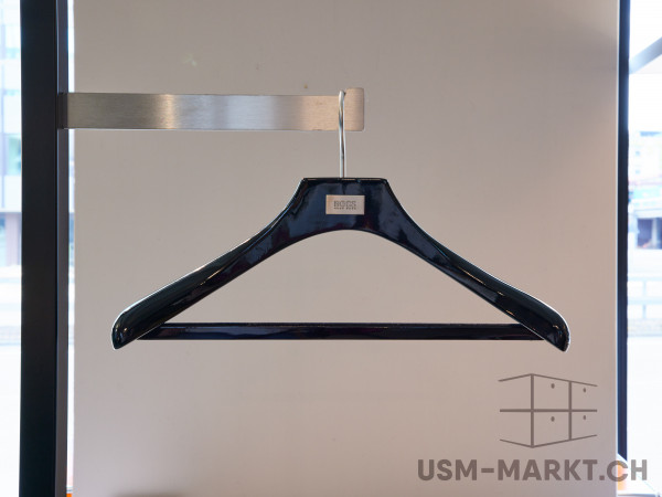 Hugo Boss Kleiderbügel Schwarz 45